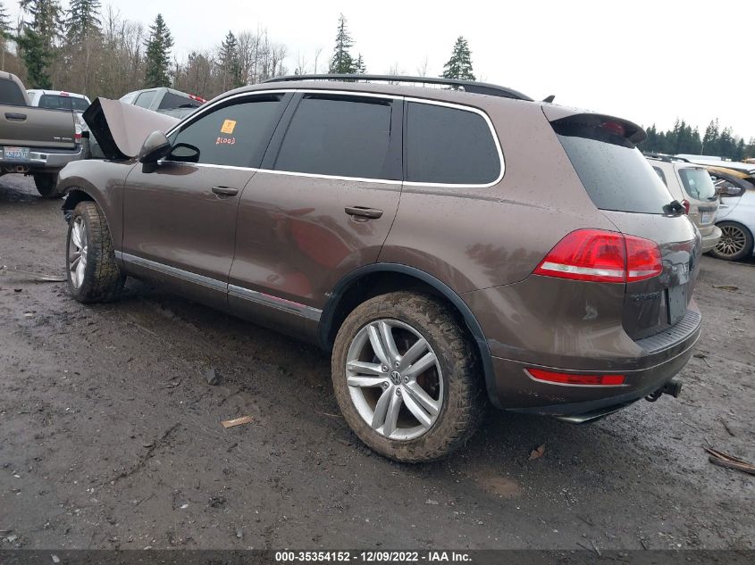 2014 VOLKSWAGEN TOUAREG EXEC - WVGEF9BP2ED000807