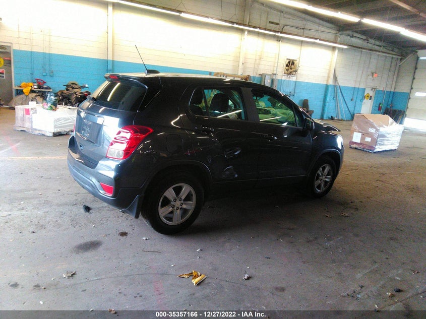 VIN 3GNCJKSB7LL211814 2020 CHEVROLET TRAX LS