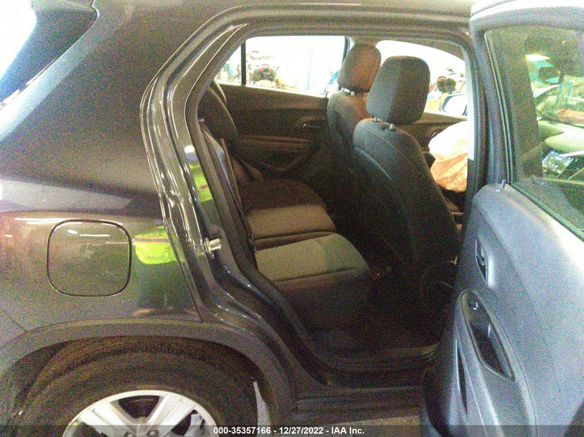 VIN 3GNCJKSB7LL211814 2020 CHEVROLET TRAX LS