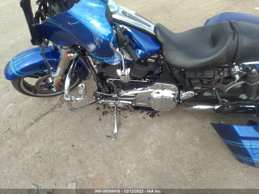 VIN 1HD1KBC15KB611842 2019 HARLEY-DAVIDSON FLHX