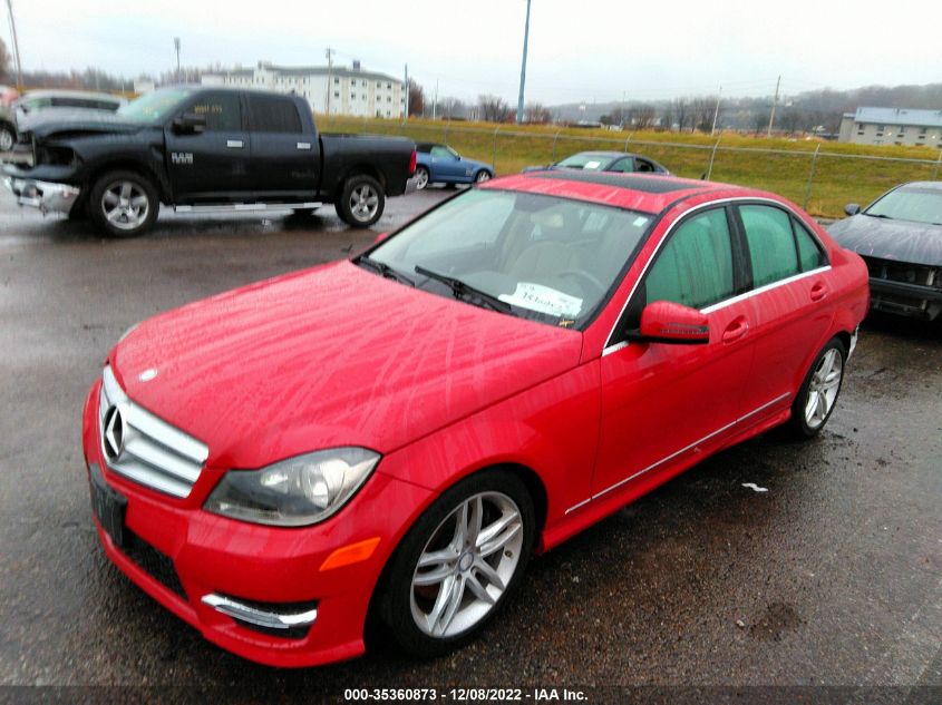 2013 MERCEDES-BENZ C-CLASS C 300 WDDGF8AB5DG021196
