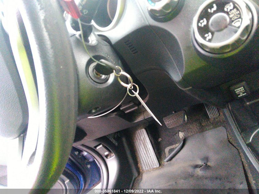 2013 HONDA FIT JHMGE8H33DC013518