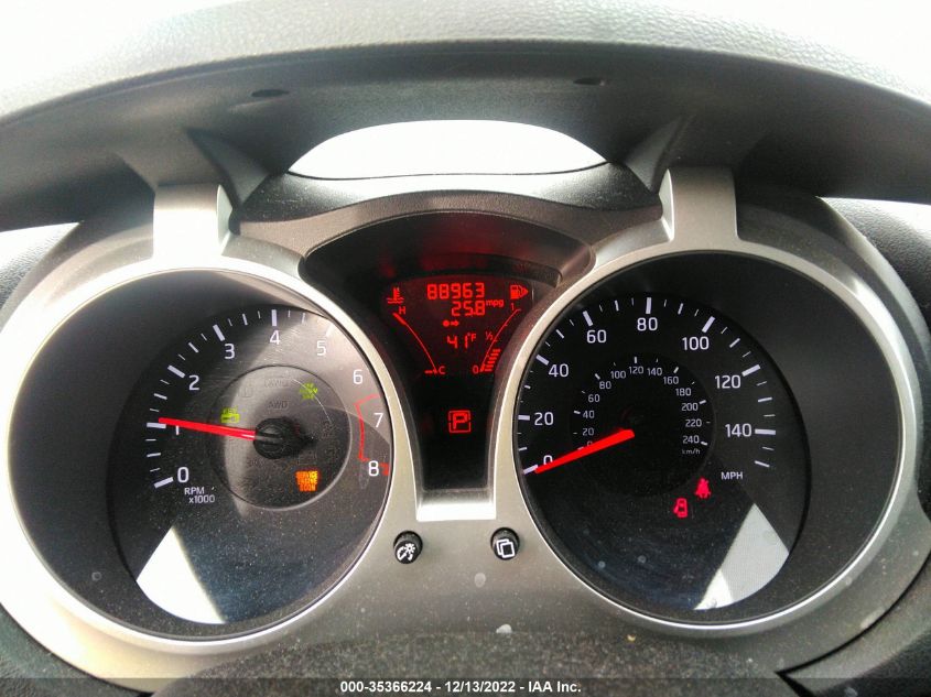 2013 NISSAN JUKE SV JN8AF5MV5DT217686