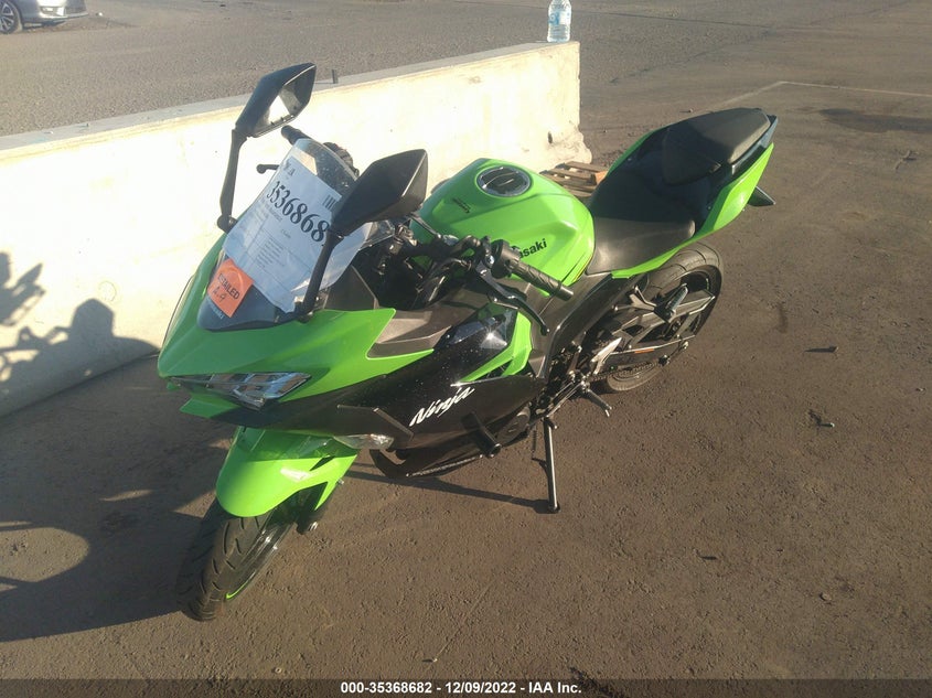 2018 KAWASAKI EX400 VIN: JKAEXKG16JDA07277