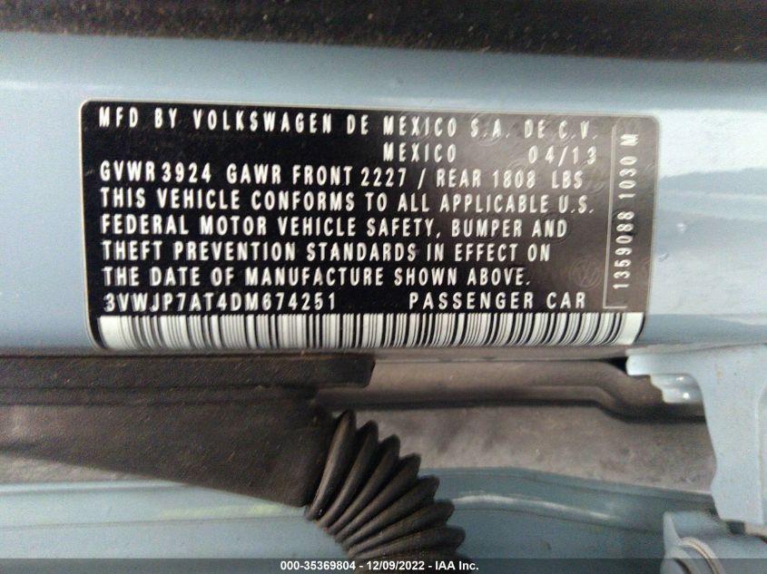 2013 VOLKSWAGEN BEETLE COUPE 2.5L W/SUN - 3VWJP7AT4DM674251