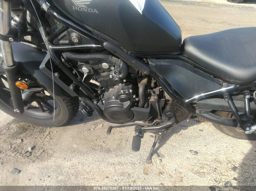 VIN MLHPC5613K5200134 2019 HONDA CMX500