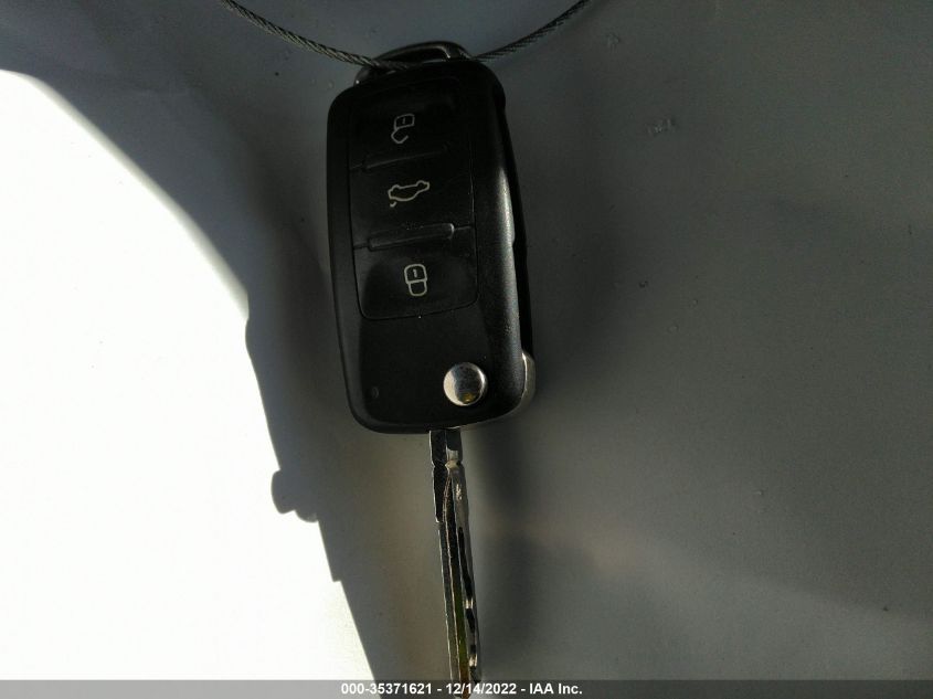 2014 VOLKSWAGEN JETTA SPORTWAGEN TDI W/SUNROOF - 3VWML7AJ2EM611920