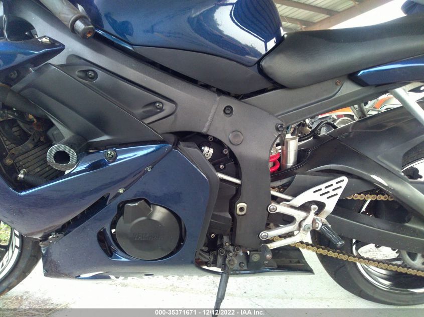 2005 YAMAHA YZFR6 L JYARJ06E45A027271