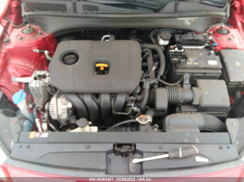 3KPF24AD4KE135781 Kia Forte LXS 10