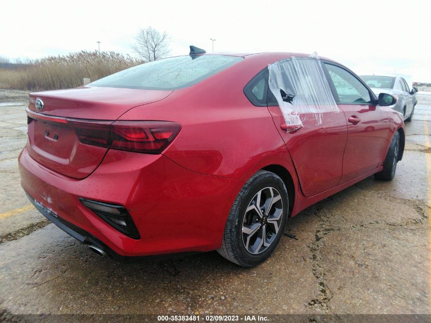 3KPF24AD4KE135781 Kia Forte LXS 4