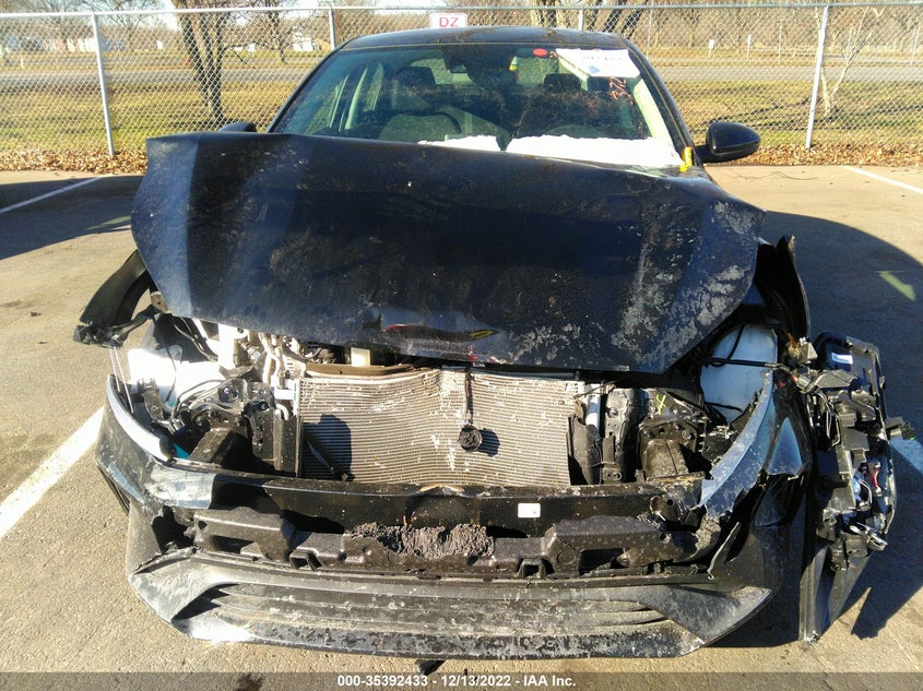VIN 3KPF24AD0NE503720 2022 KIA FORTE LXS