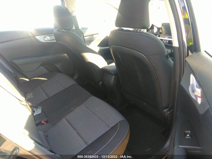 VIN 3KPF24AD0NE503720 2022 KIA FORTE LXS