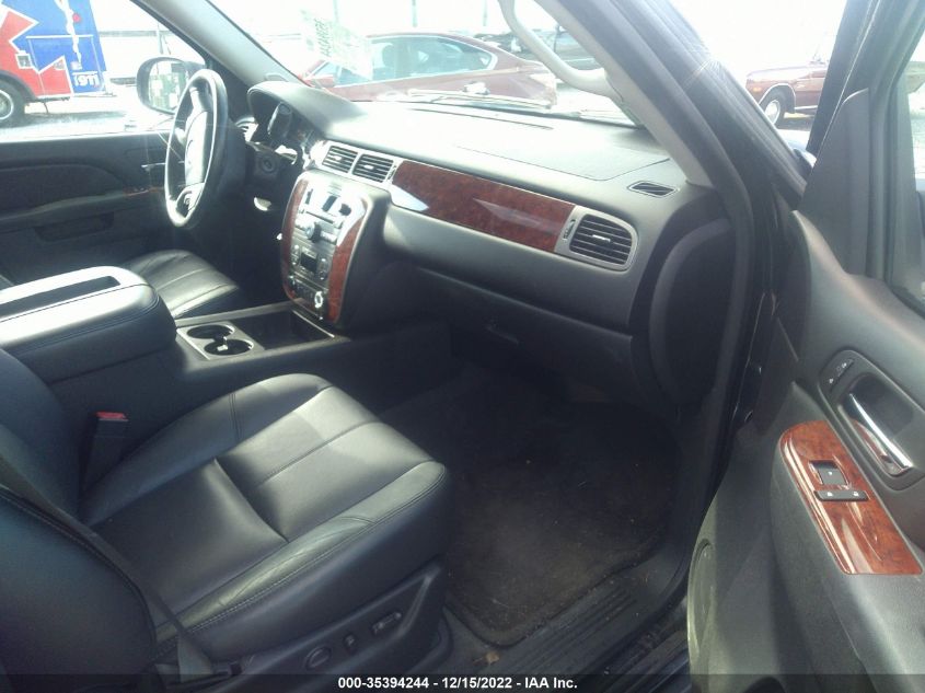 2013 CHEVROLET TAHOE LT 1GNSKBE08DR329898