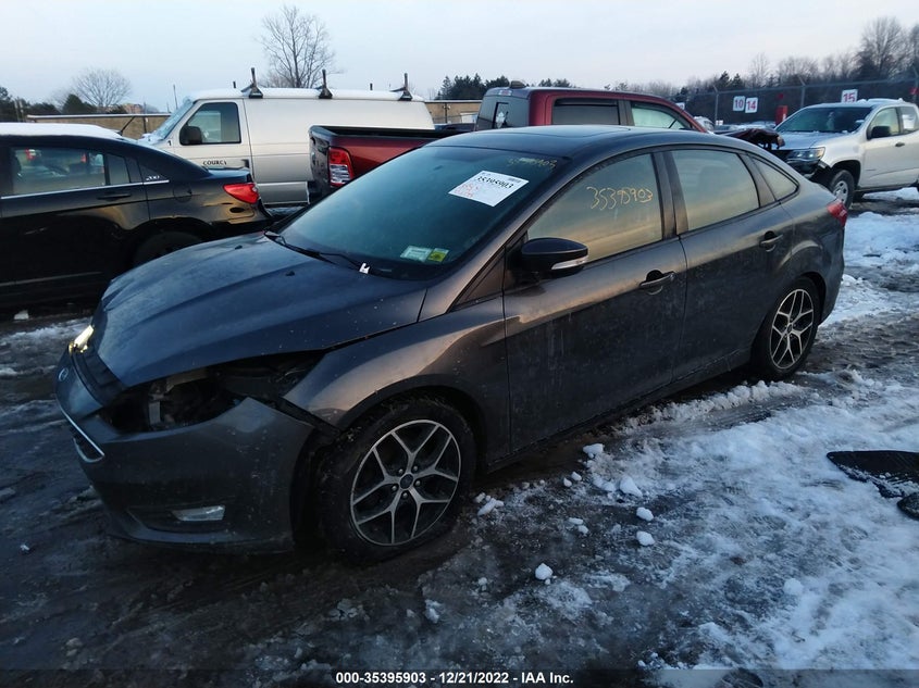 VIN 1FADP3H27HL272159 2017 FORD FOCUS SEL