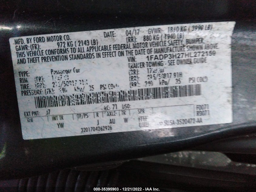 VIN 1FADP3H27HL272159 2017 FORD FOCUS SEL