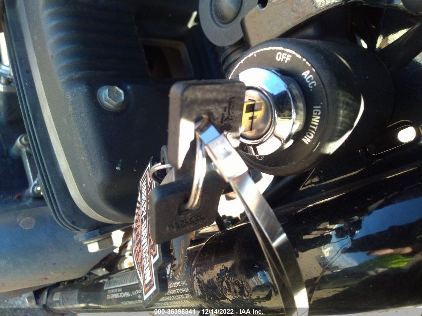 2022 HARLEY-DAVIDSON XL883 N 1HD4LE218NB409143