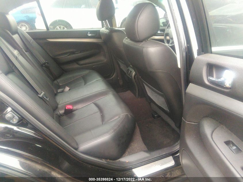2015 INFINITI Q40 JN1CV6AP3FM502681