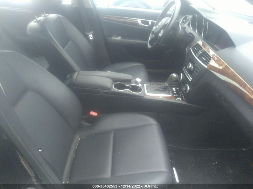 2013 MERCEDES-BENZ C-CLASS C 250 WDDGF4HB4DR269992