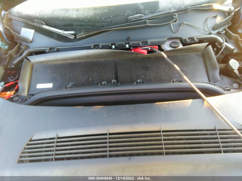 VIN 7SAYGDEE7NF364048 2022 TESLA MODEL Y LONG RANGE