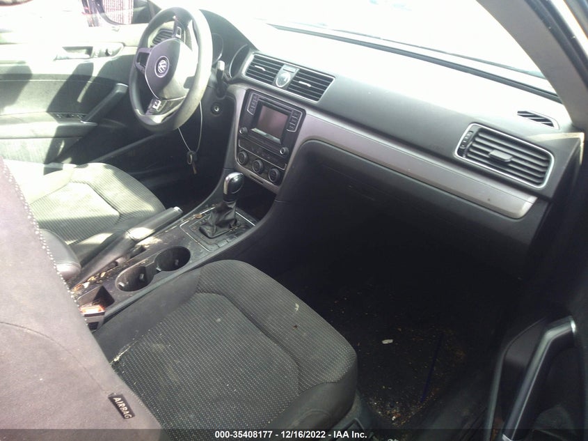 VIN 1VWAT7A39HC002639 2017 VOLKSWAGEN PASSAT 1.8T S
