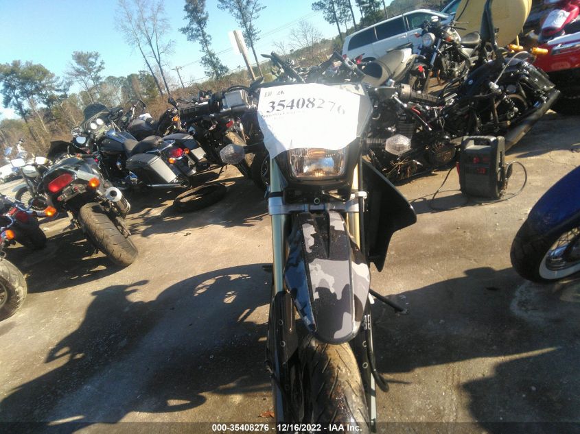 2021 SUZUKI DR-Z400 SM JS1SK44A4M7100106