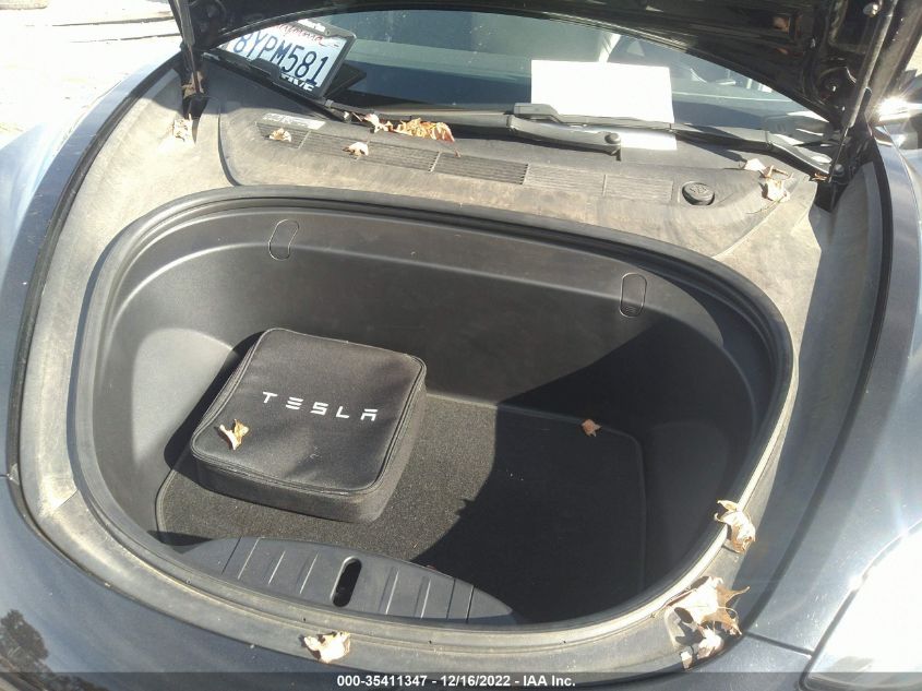 Фото: 5YJ3E1EA4JF057164 - 10