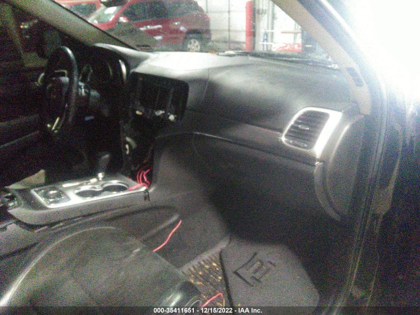 2013 JEEP GRAND CHEROKEE SRT8 1C4RJFDJ4DC557573