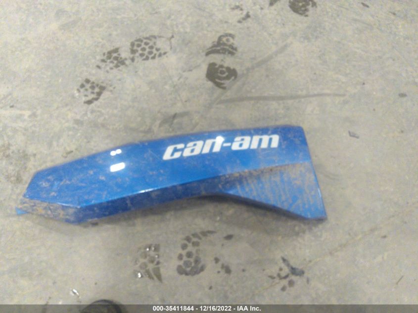 2021 CAN-AM COMMANDER MAX XT 1000R 3JB1FAX4XMK000770