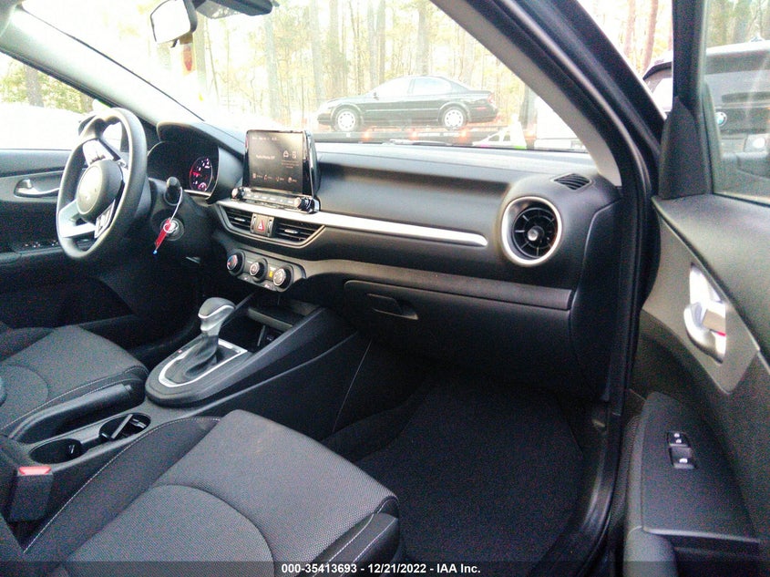 VIN 3KPF24AD0PE542326 2023 KIA FORTE LX