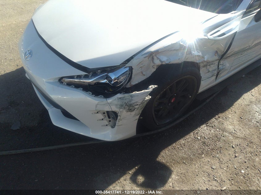VIN JF1ZNAA1XH9704855 2017 TOYOTA 86