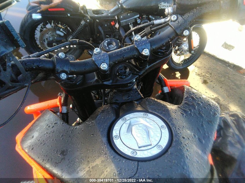 2021 KTM 890 ADVENTURE VBKTS6408MM805908