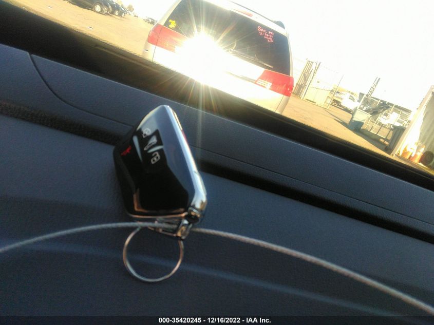 2022 VOLKSWAGEN ID.4 PRO WVGJNPE22NP039935