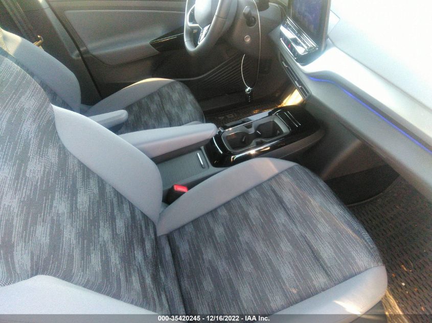 2022 VOLKSWAGEN ID.4 PRO WVGJNPE22NP039935