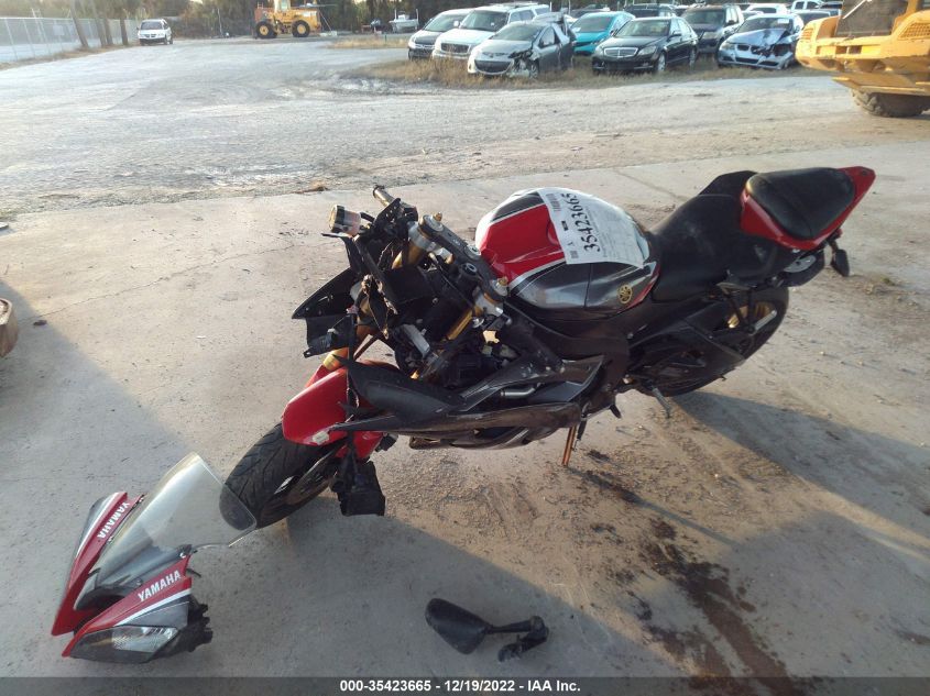 2014 YAMAHA YZFR6 JYARJ16E6EA031439