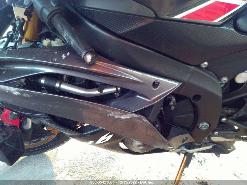 2014 YAMAHA YZFR6 JYARJ16E6EA031439