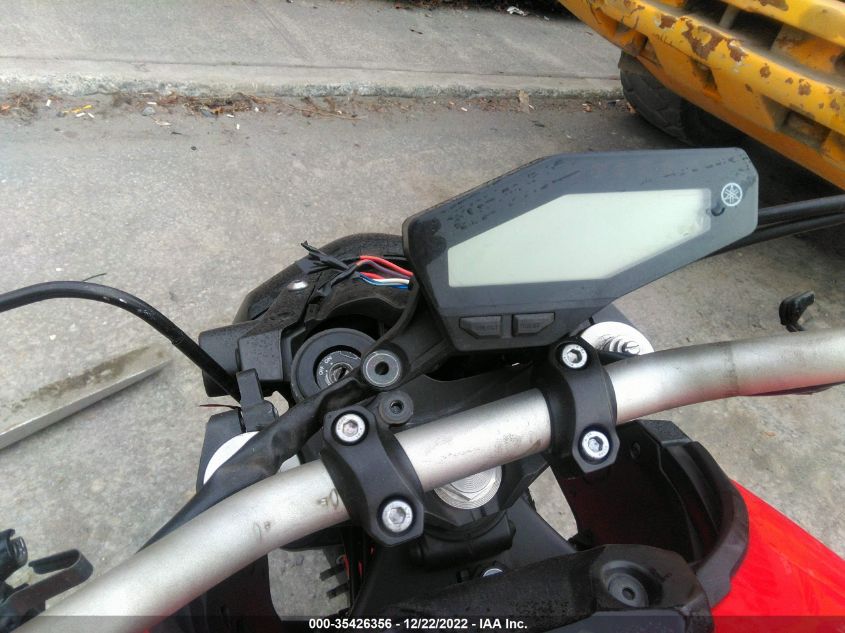 2014 YAMAHA FZ09 JYARN33E1EA002922