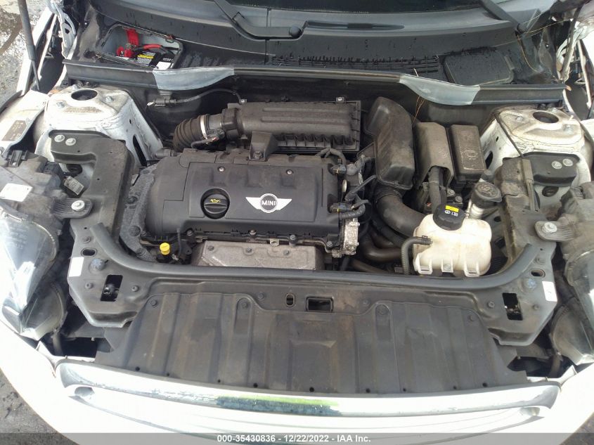 2015 MINI COOPER PACEMAN WMWSS1C52FWN46737