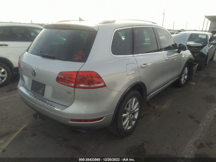 2013 VOLKSWAGEN TOUAREG SPORT WVGEF9BPXDD000701