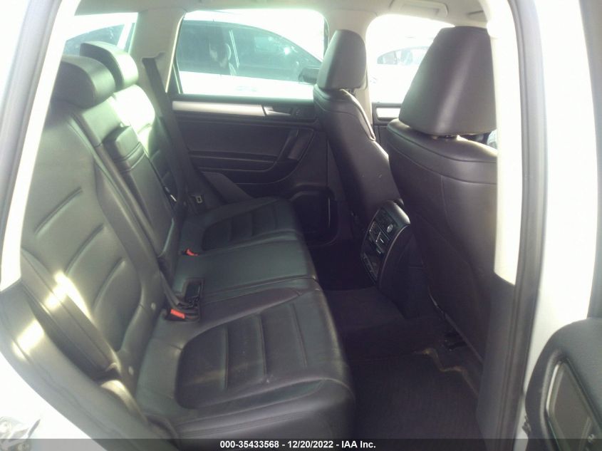 2013 VOLKSWAGEN TOUAREG SPORT WVGEF9BPXDD000701