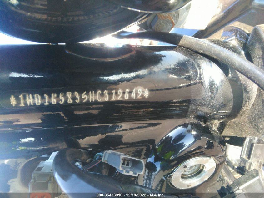 2017 HARLEY-DAVIDSON FXDLS 1HD1GS835HC312642