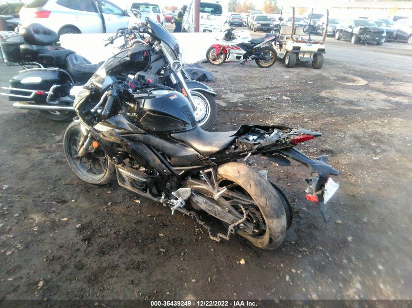 2022 YAMAHA YZFR3 A MH3RH18Y5NK008379