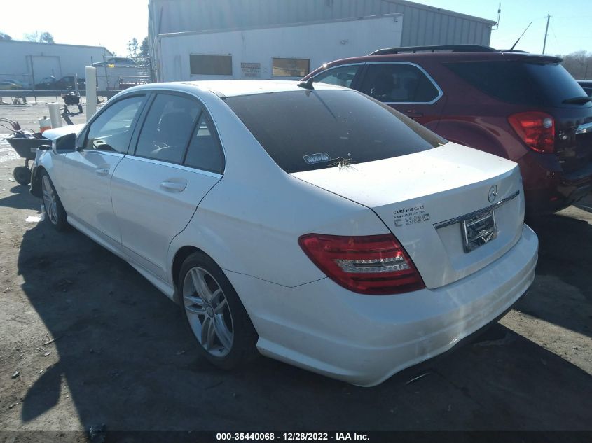 2013 MERCEDES-BENZ C-CLASS C 300 WDDGF8AB0DR244055