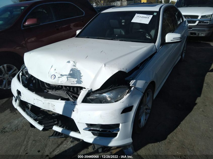 2013 MERCEDES-BENZ C-CLASS C 300 WDDGF8AB0DR244055