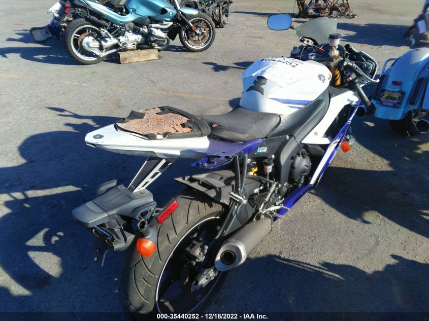 2014 YAMAHA YZFR6 C JYARJ16Y9EA008375