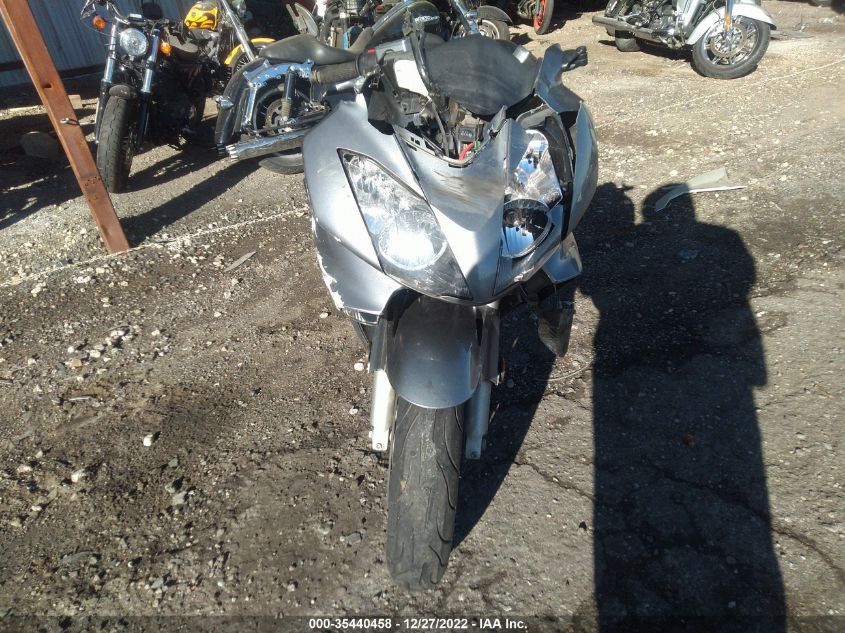 2008 HONDA VFR800 JH2RC46018M000355