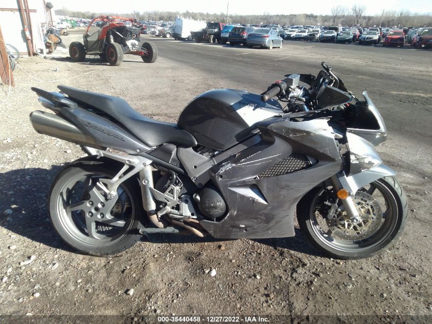 2008 HONDA VFR800 JH2RC46018M000355
