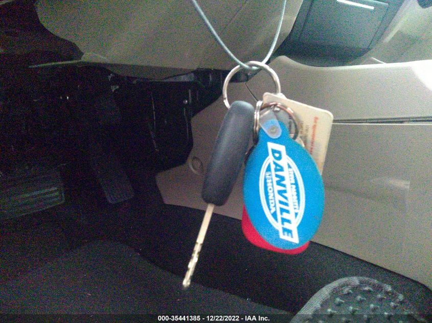 2013 HONDA CIVIC SDN LX 2HGFB2F53DH586117