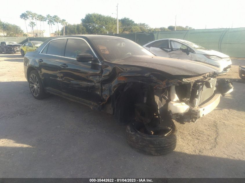 2013 CHRYSLER 300 300S - 2C3CCABT6DH644609