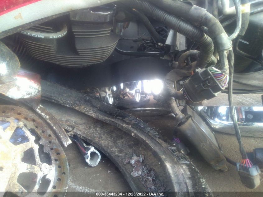 2015 VICTORY MOTORCYCLES MAGNUM 5VPYW36N7F3040011