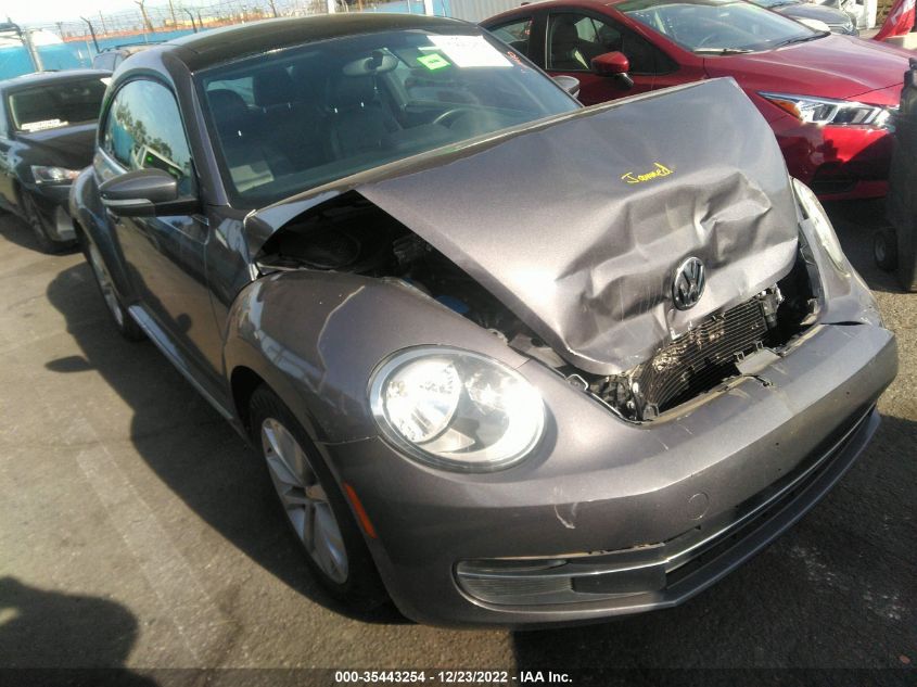 VIN 3VWJL7AT2DM682781 2013 VOLKSWAGEN BEETLE no.1